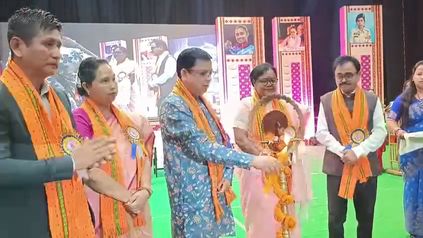 .Kwraksalo rajakhor ni Rabindra satabarsiki bhavan o songchajakha naikhwngni state-wise International Women’s Day palaima panda